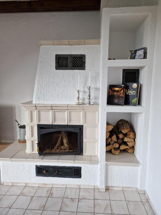 98Qm Wohnung Im Villenviertel - Voll Ausgestattet Mit Balkon Und Kamin - Wlan Gratis Wilhelmshaven Exterior foto